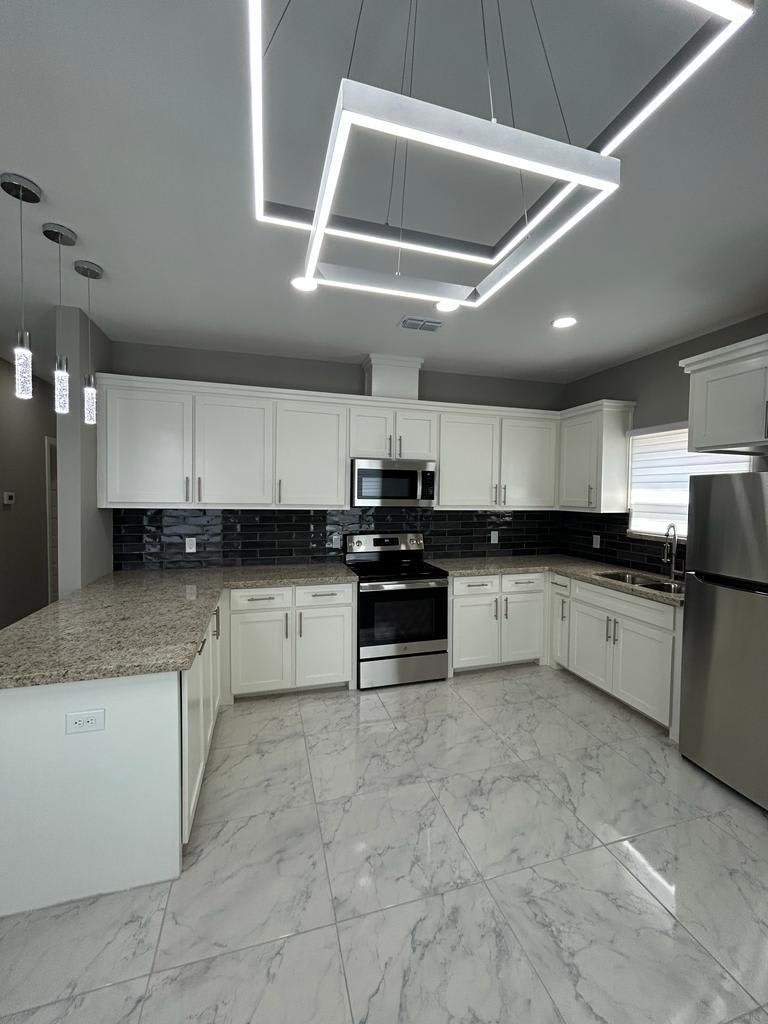 1018 North Blair Avenue – photo 3