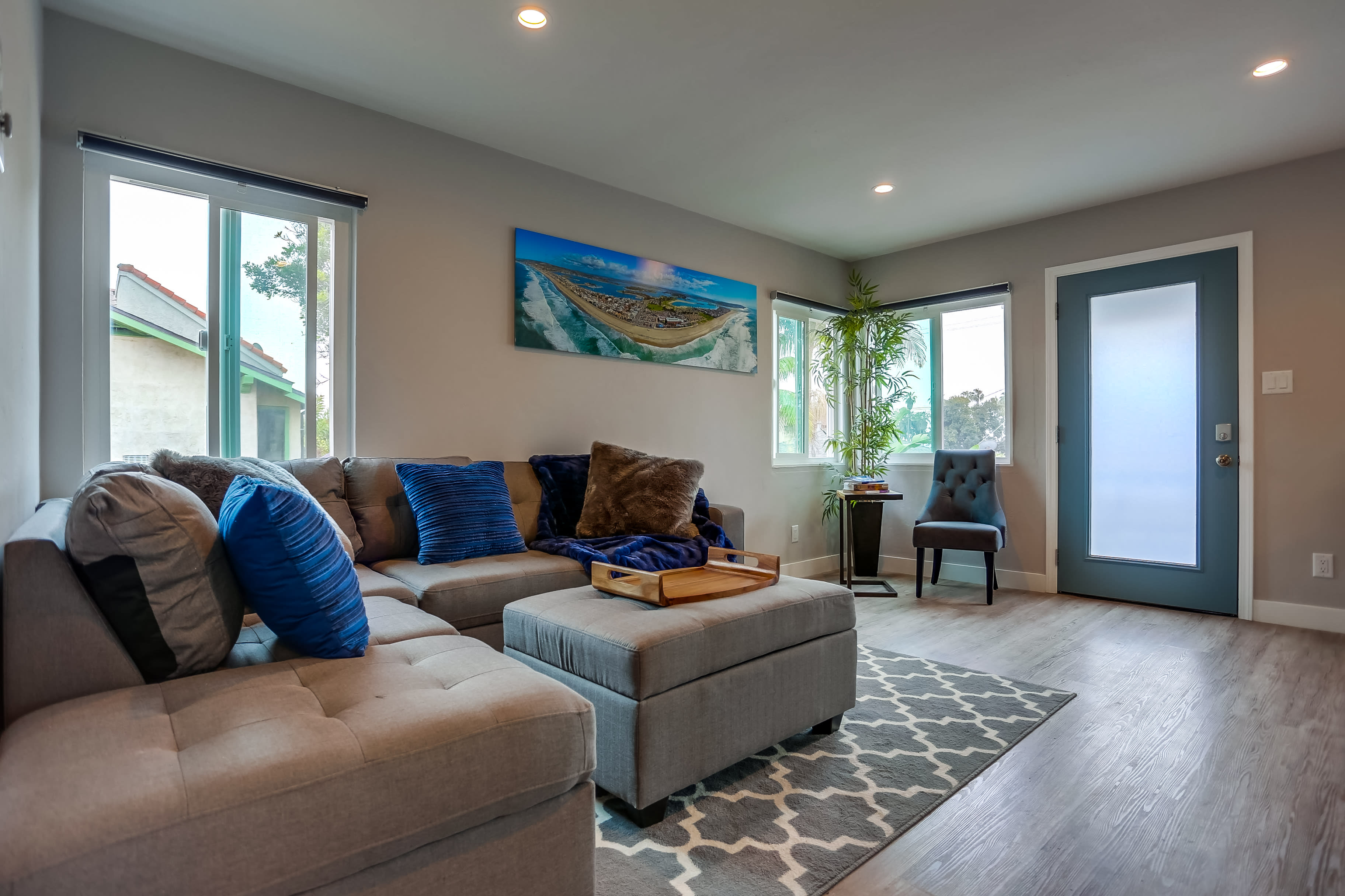 810 Island Ct – photo 2