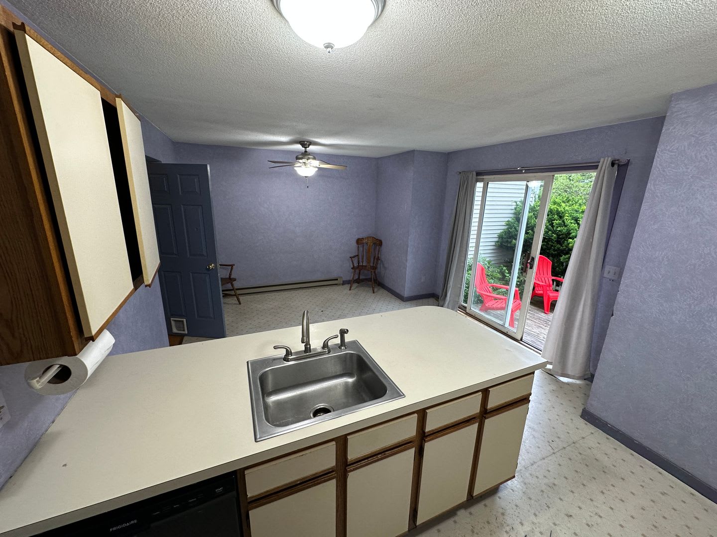 4 Bedroom Townhouse Close to Campus – Perfect for Groups! – photo 4
