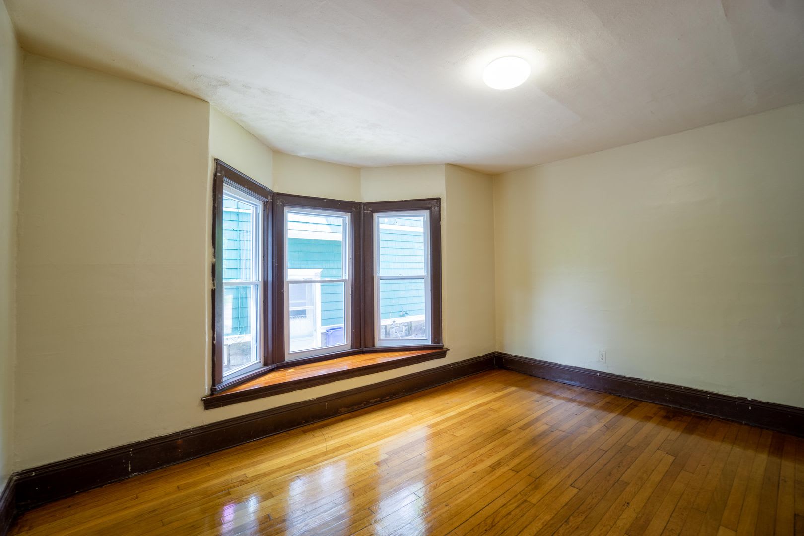 108 Avondale Available 8 1 27 Spacious 5 Bed 2 Bath Single Family Home With Off Street Parking – photo 5