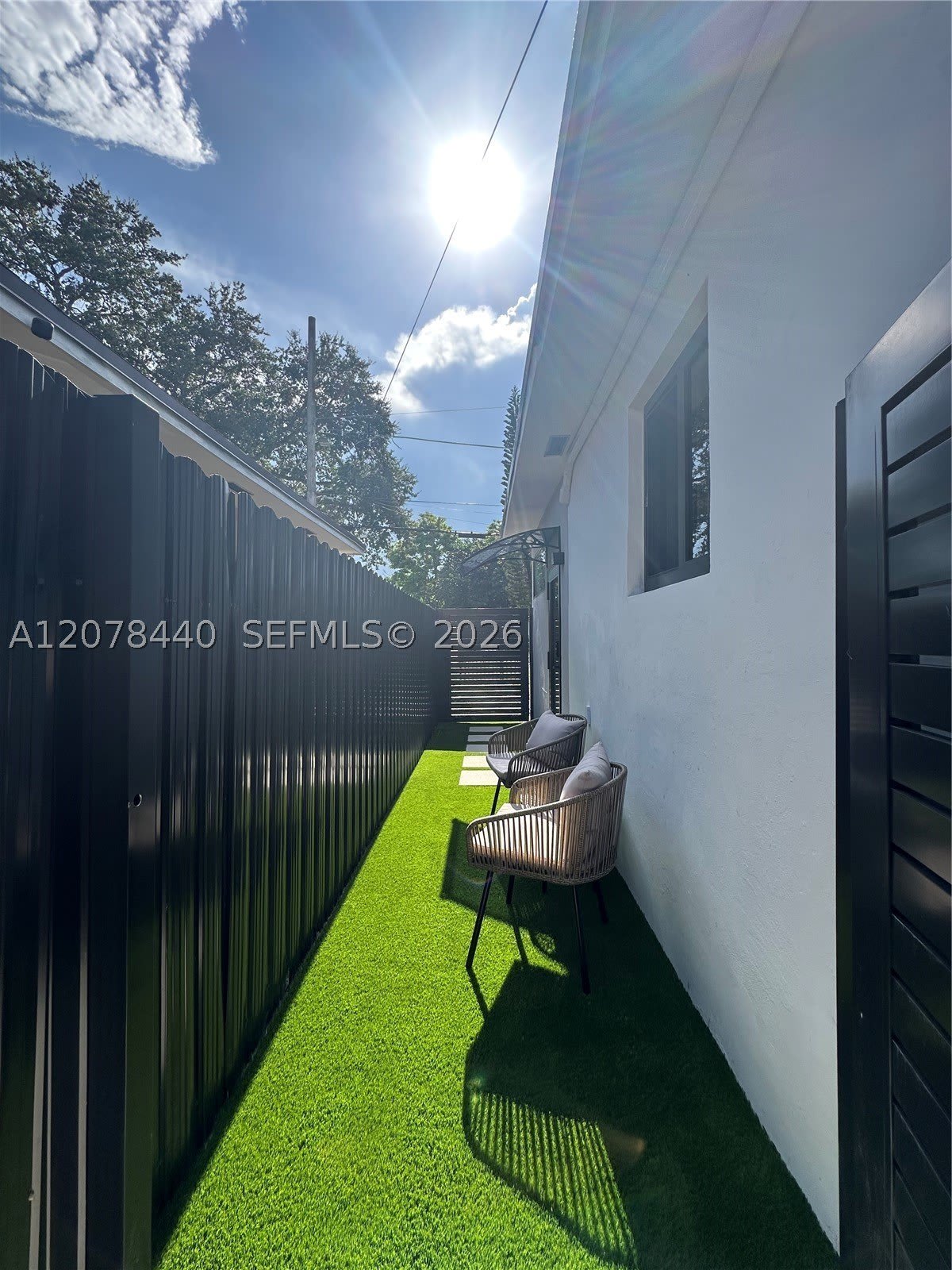 5611 NW 8th Ave – photo 2