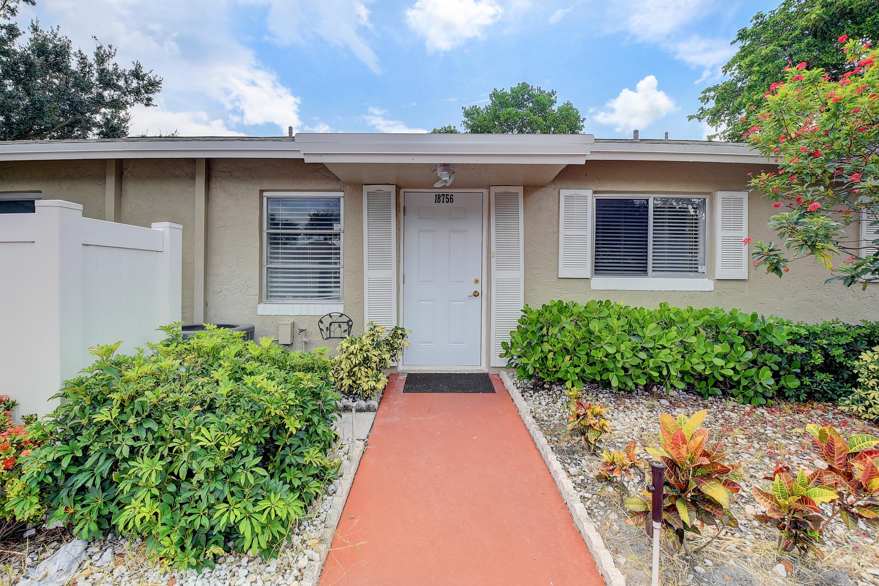 18756 Schooner Drive – photo 1