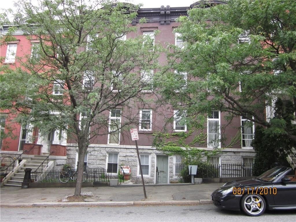 100 Bowen Street – photo 1