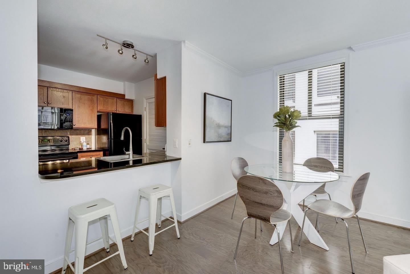 631 D Street NW – photo 4