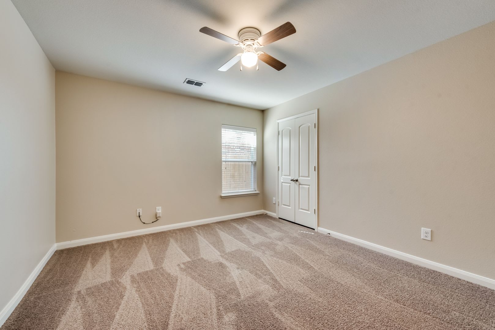 A must see home in Forney! – photo 4