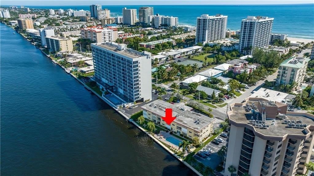 505 N Riverside Drive – photo 2