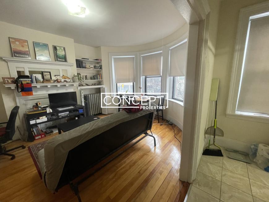 19 Brighton Ave. – photo 1