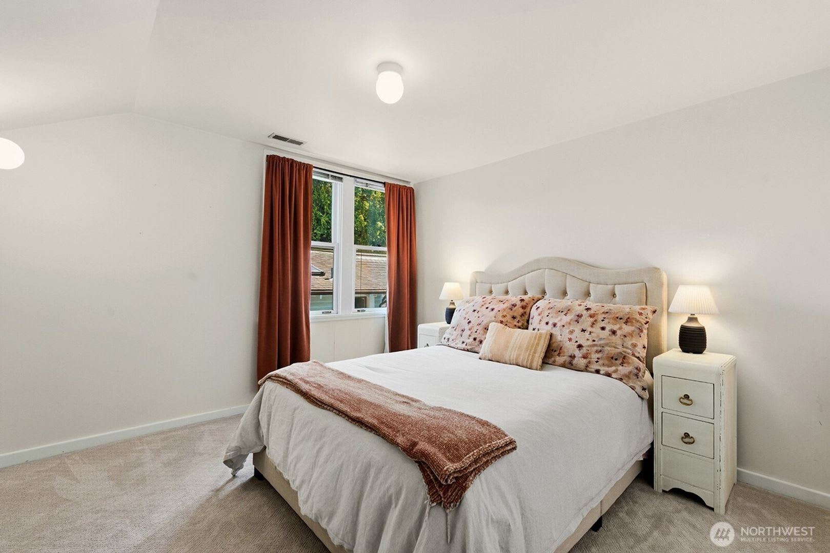 Spacious Ravenna Craftsman! – photo 5