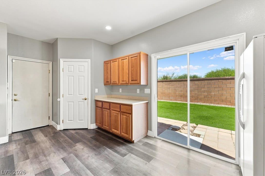 9466 Marshall Creek Street – photo 5