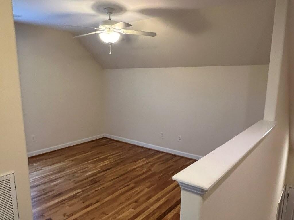 222 Saint James W – photo 4