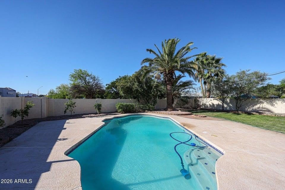 3951 E Waltann Lane – photo 2