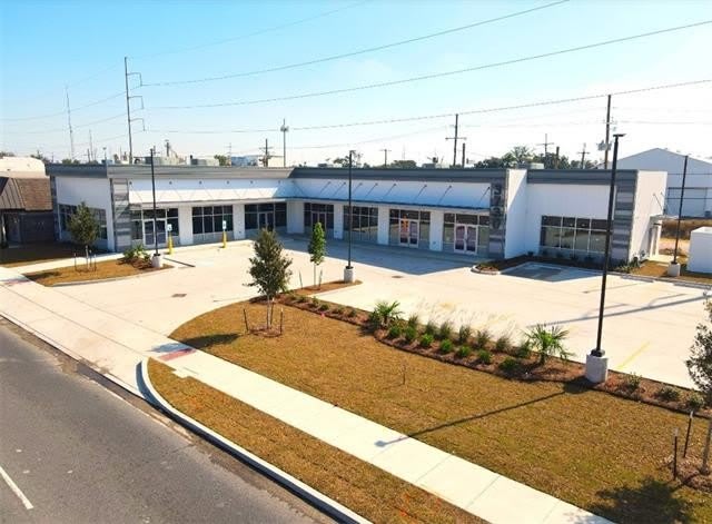 3730 Airline Drive – photo 1