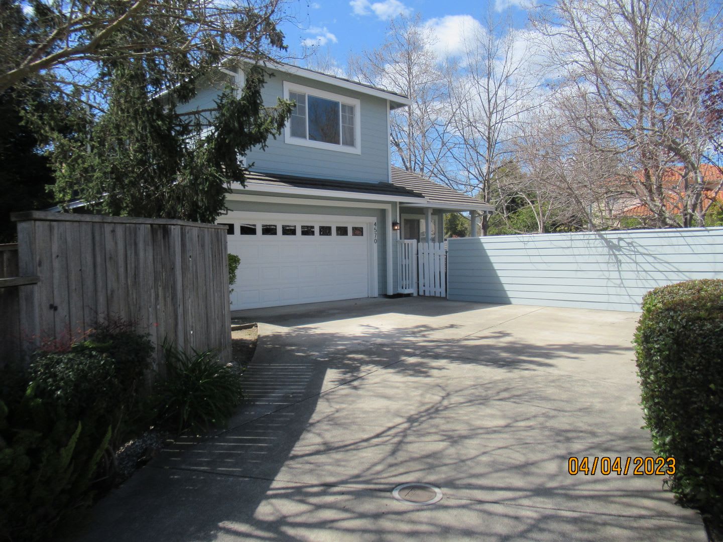 North Napa 3 Bedroom, 2-Story – photo 1