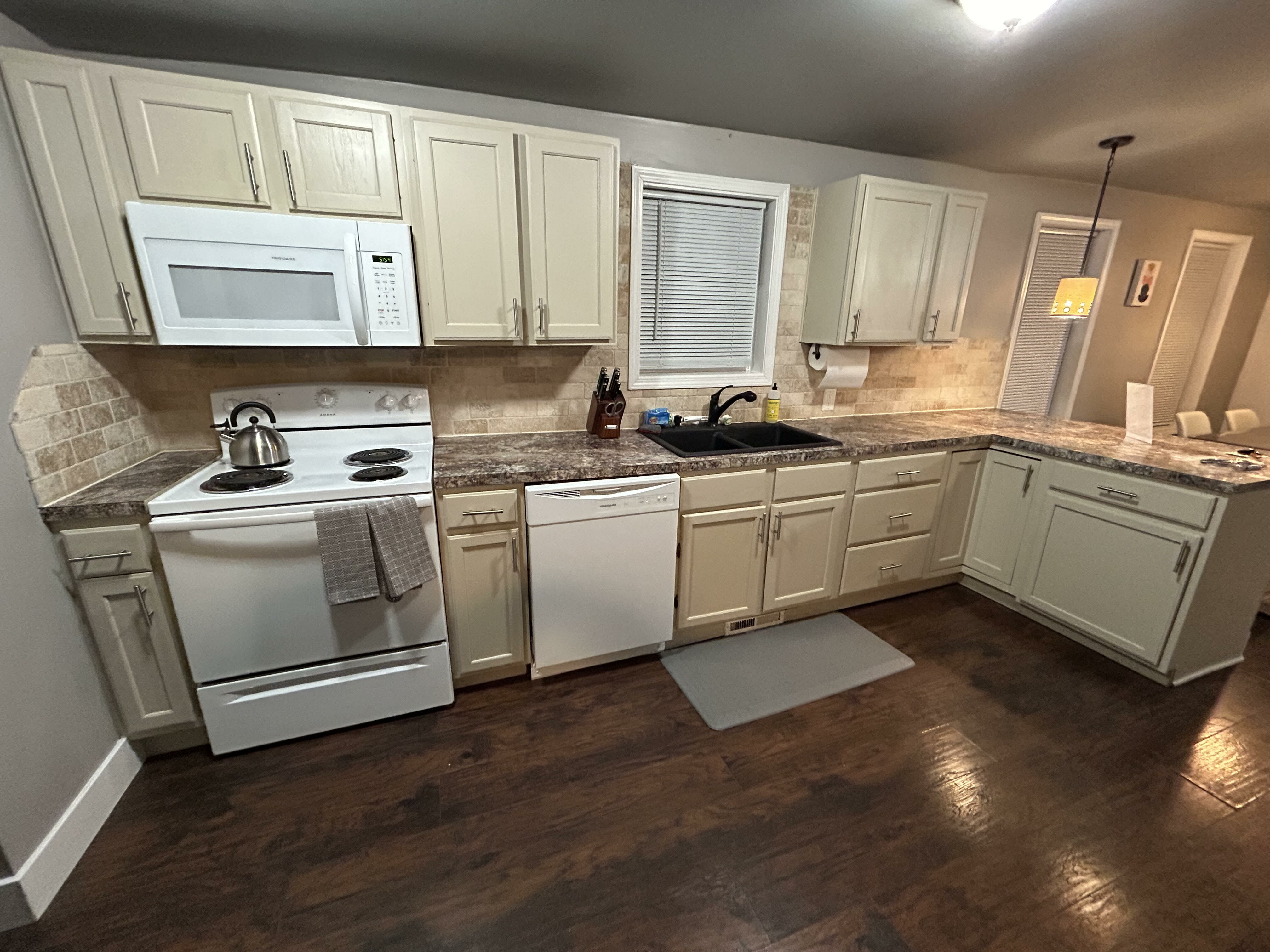 619 Charles Avenue Southeast – photo 3
