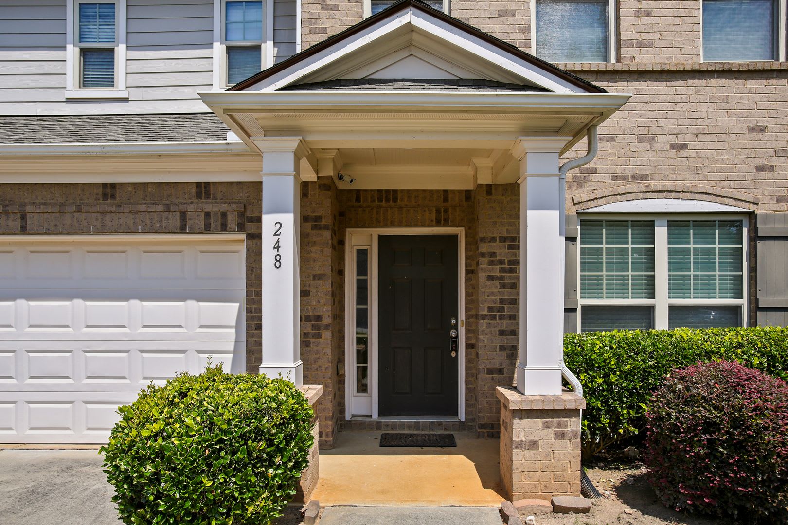 5 Bedroom 4 Bath Open Concept Spacious Family Home in the Lake First Estates Subdivision – photo 3