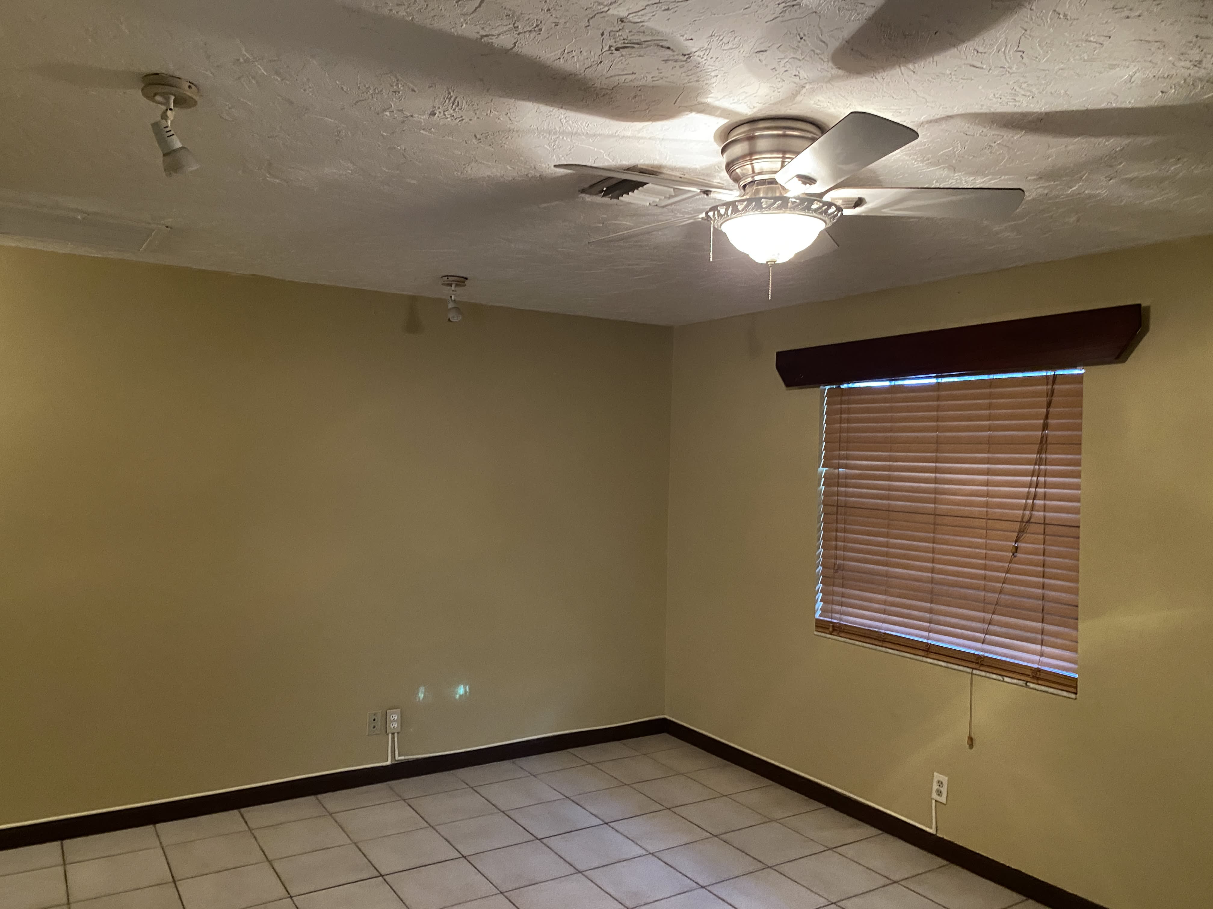 811 32nd Street – photo 4
