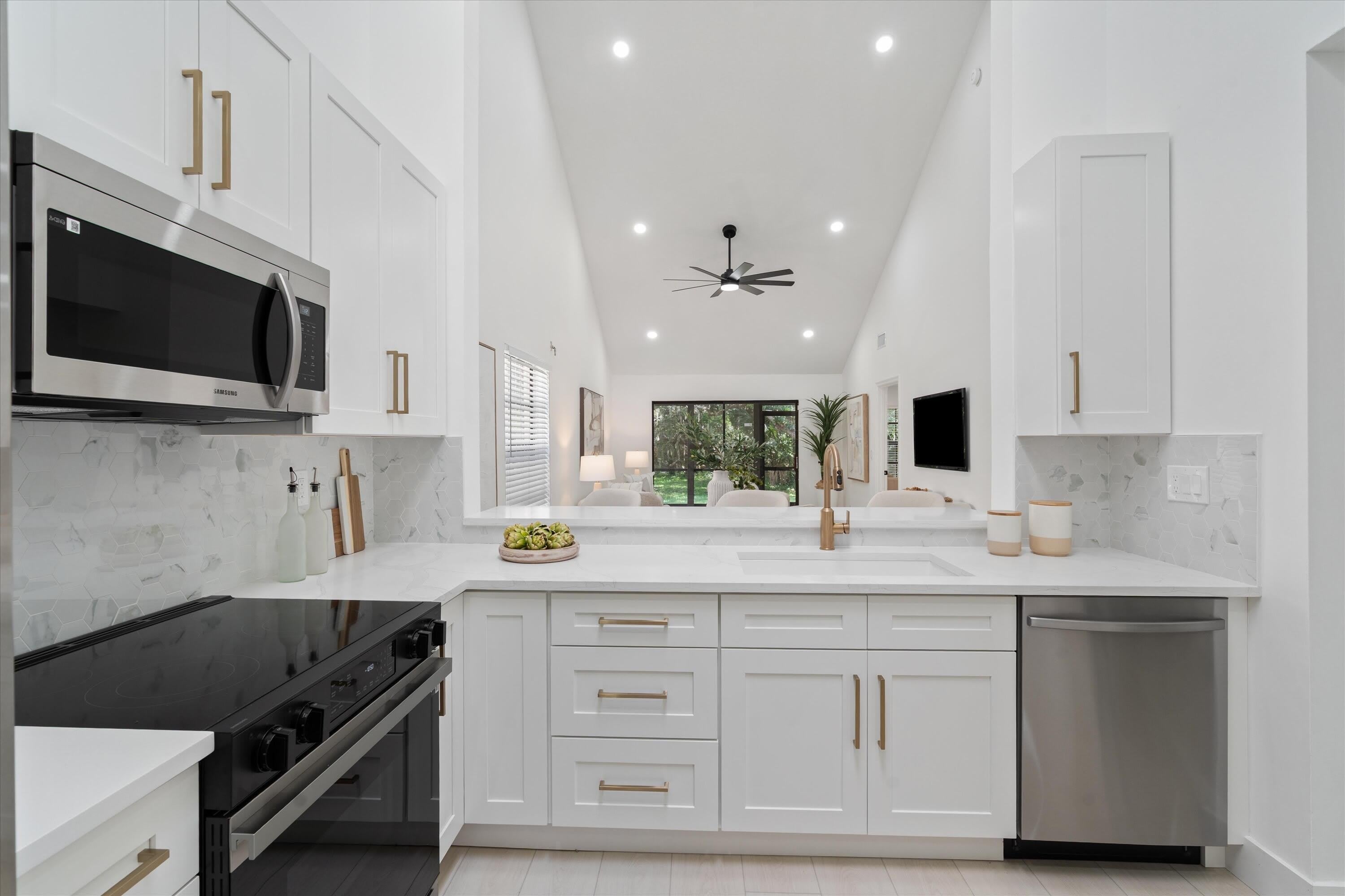 441 Ashwood Place – photo 2