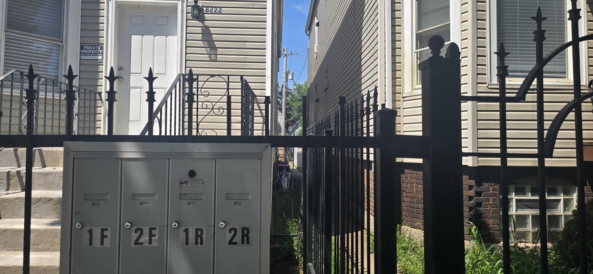 8222 South Shore Drive – photo 2