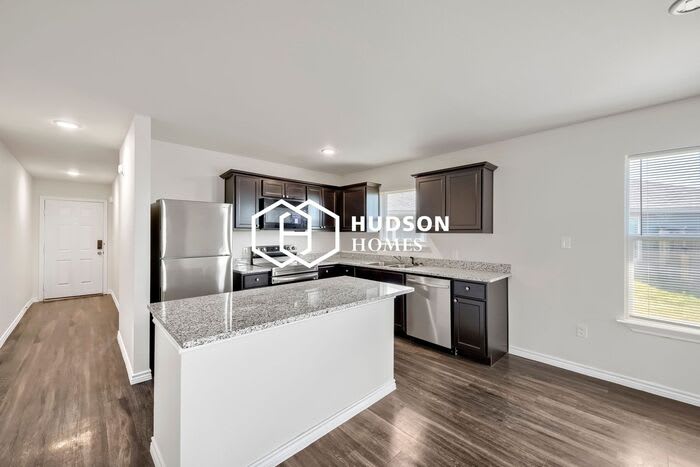 7950 Vineyard Drive – photo 5