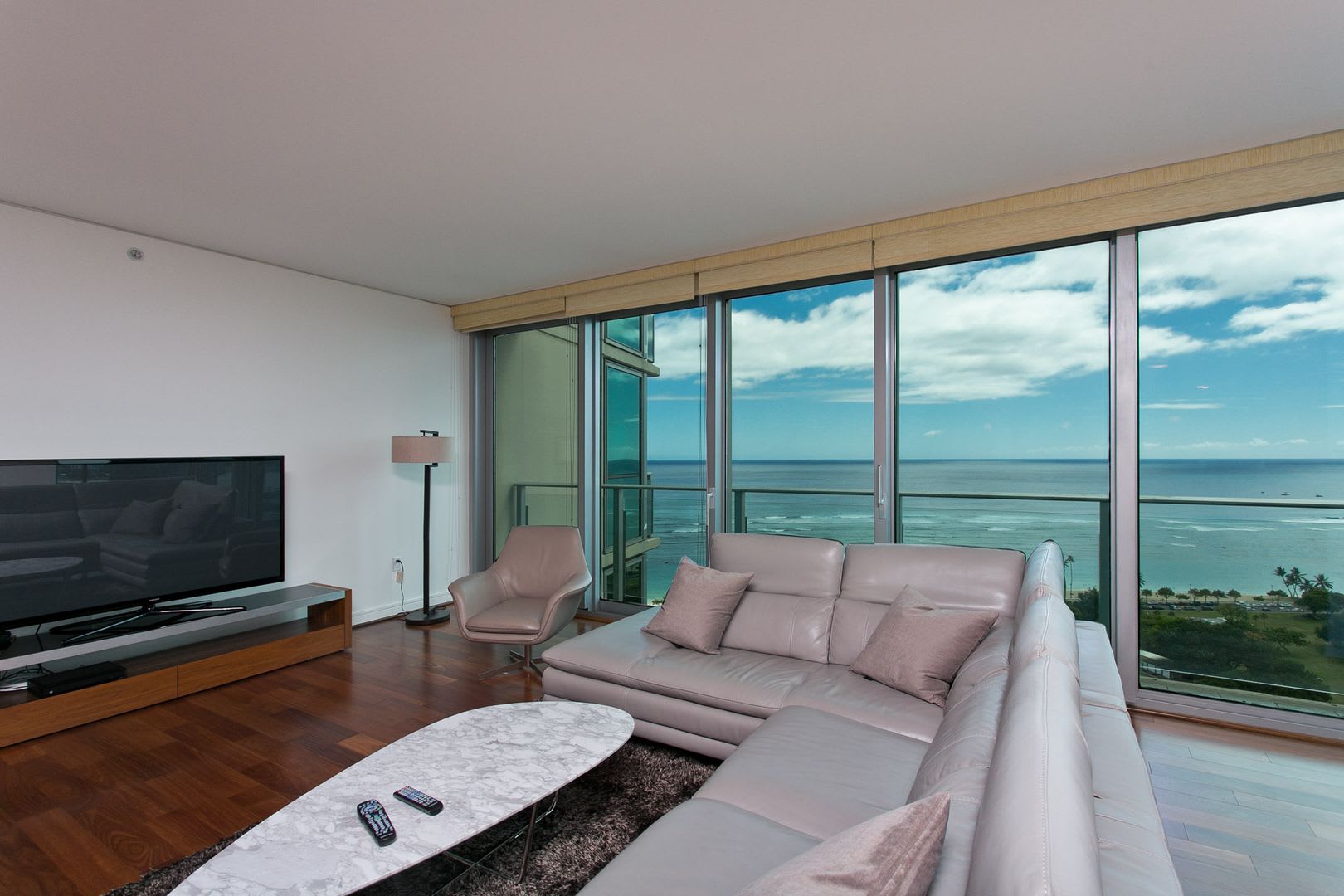 Luxury Oceanfront Living at Hokua #24A 3 BD 2.5 BA 3 PRK – photo 4