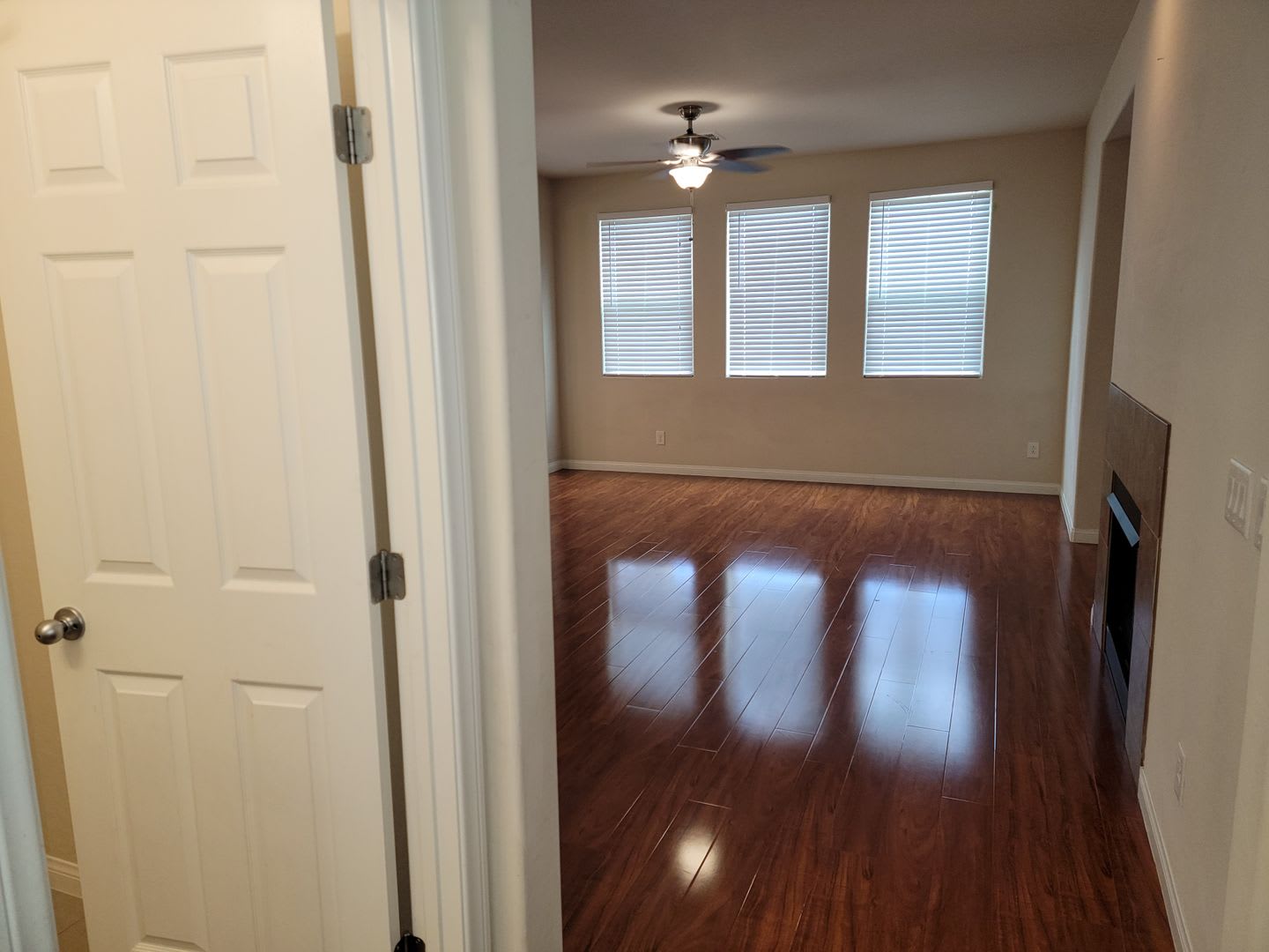 Beautiful Rhodes Ranch home overlooking the golf course – photo 5