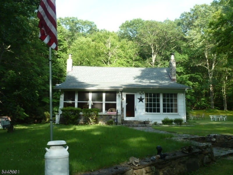 860 Burnt Meadow Rd – photo 3