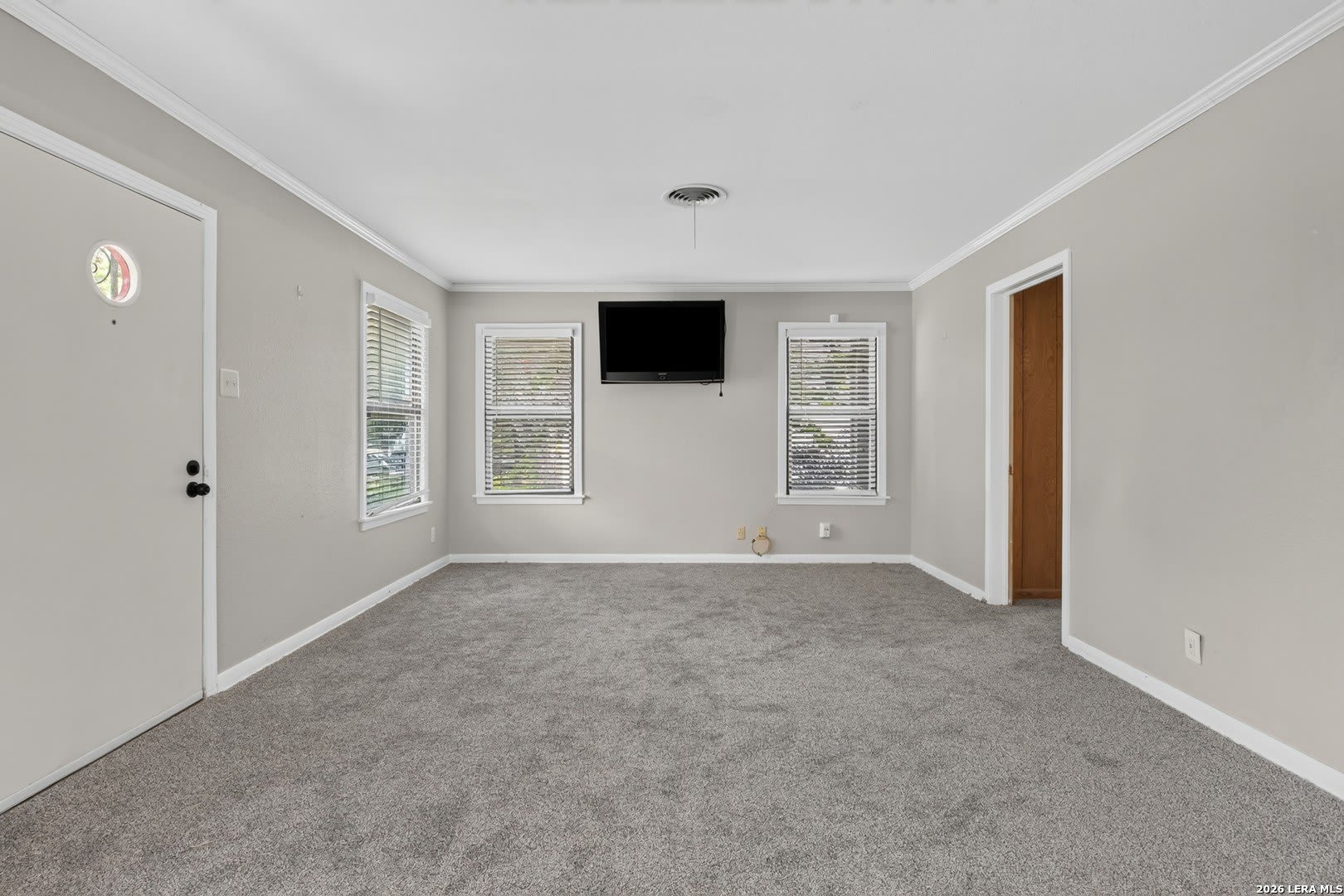 234 Irvington – photo 4