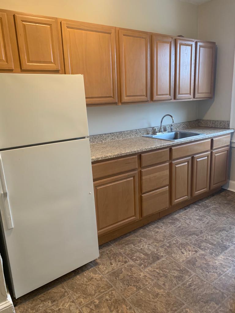831 Elm St Apt A3 – photo 1