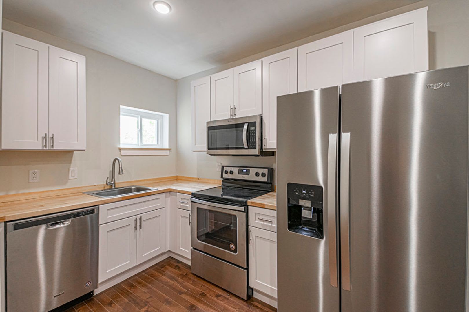 South Street One Bedroom Apartment – photo 1