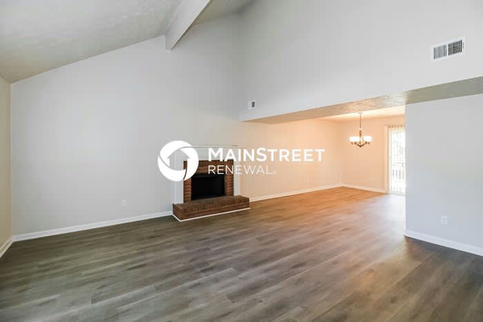 785 Redland Drive – photo 2