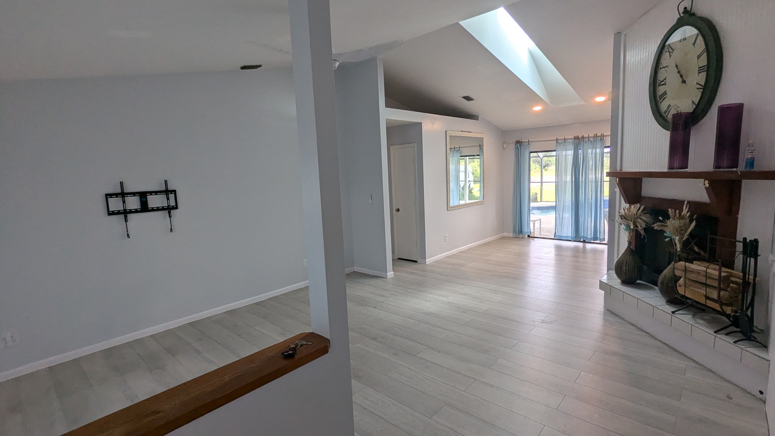 3810 24th Avenue Northeast – photo 4