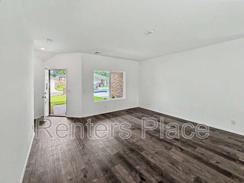 7113 South Maple Avenue – photo 2