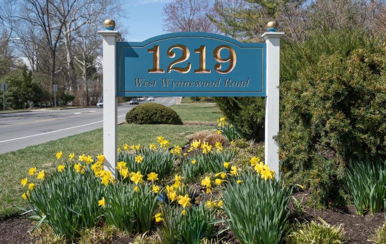 1219 W Wynnewood Rd Apt 208 – photo 1