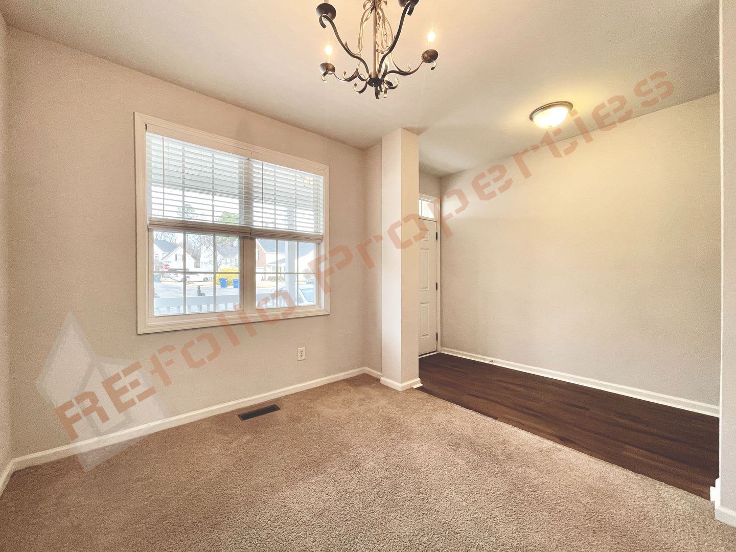 Spacious 4 Bedroom 2 5 Bath Home With Brand New Carpet And 2 Car Garage Home In Cul De Sac Taylors Creek Raleigh Available Now – photo 3