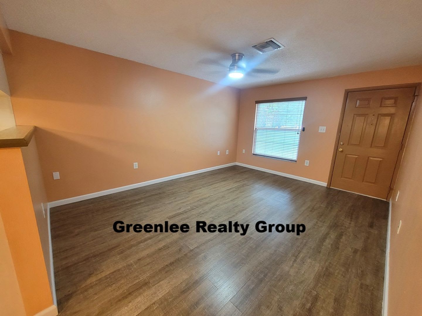 Beautiful 2 Bedroom / 1.5 Bathroom Condo Located in a Quiet 55+ Community! Water/Sewer/Trash/Lawn Included! – photo 3