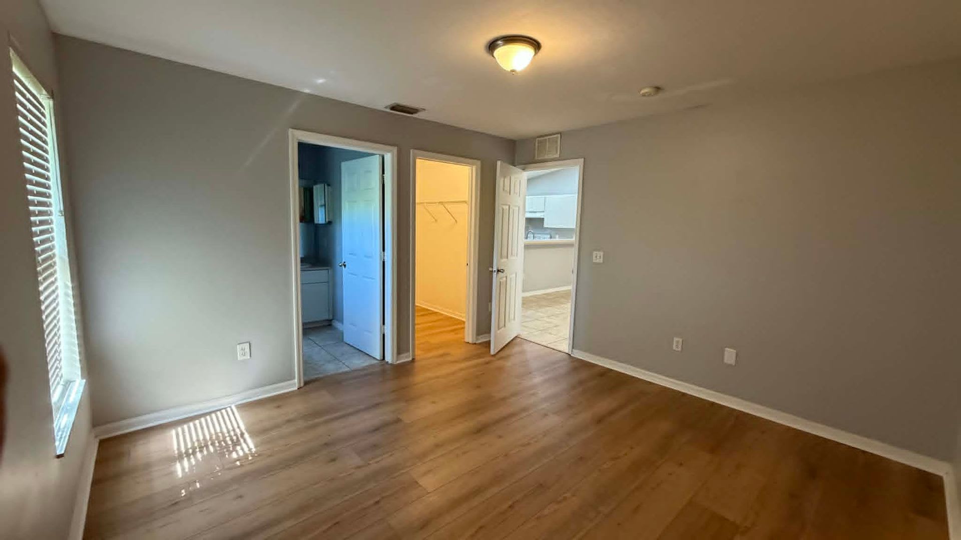 2 Bedroom + Den in Lehigh Acres – photo 2