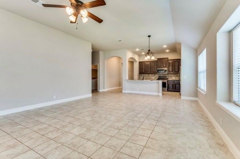 609 W North Creek Drive – photo 3