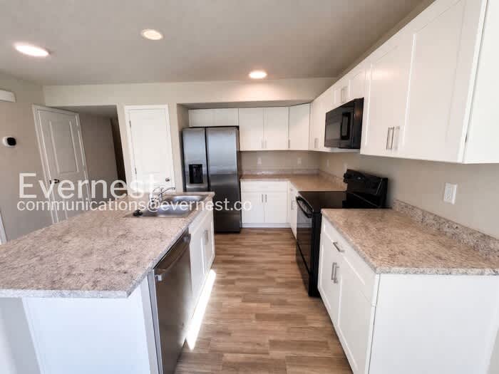 945 Technology Court – photo 4