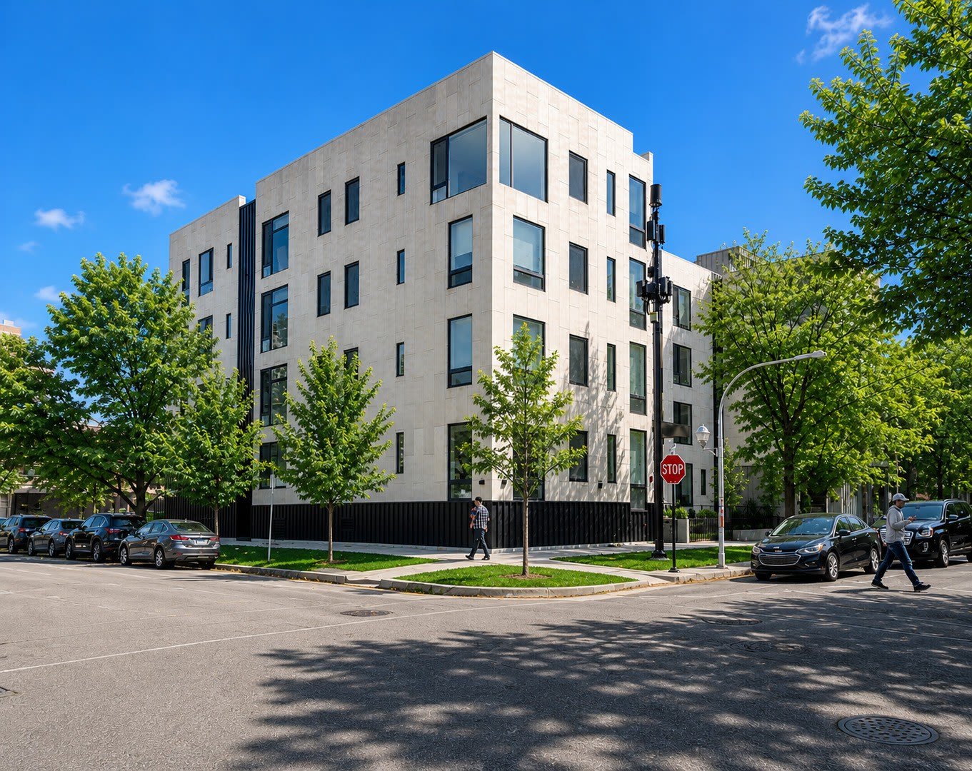 3757 N Sheffield Avenue – photo 1