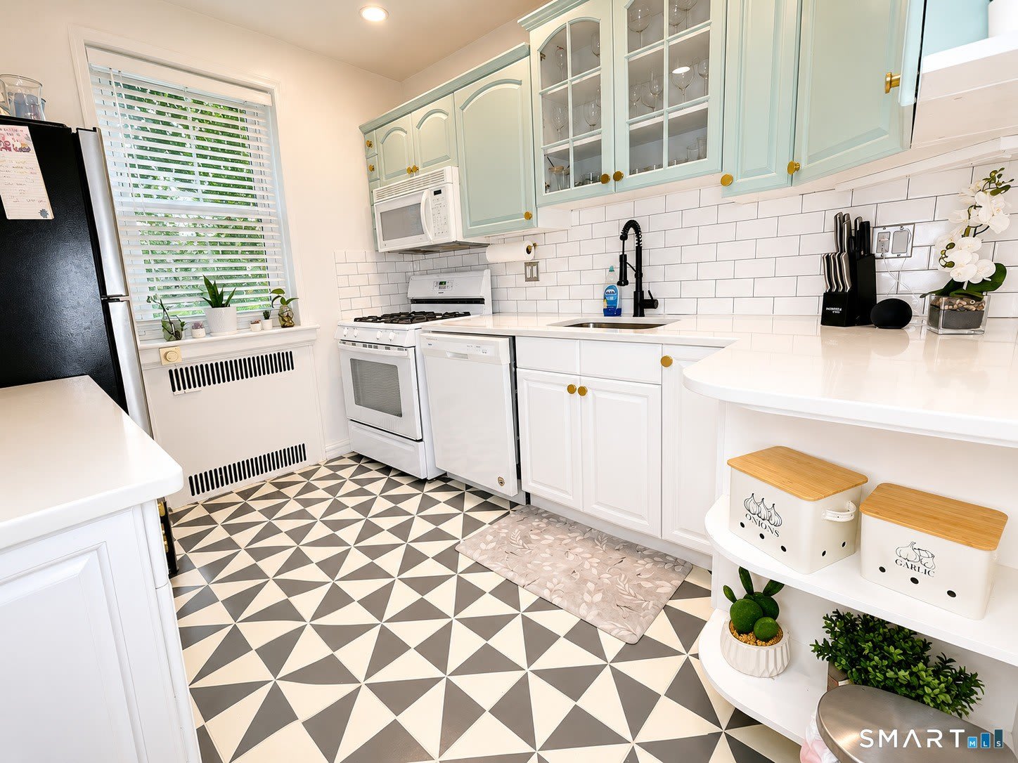 70 Strawberry Hill Avenue – photo 4