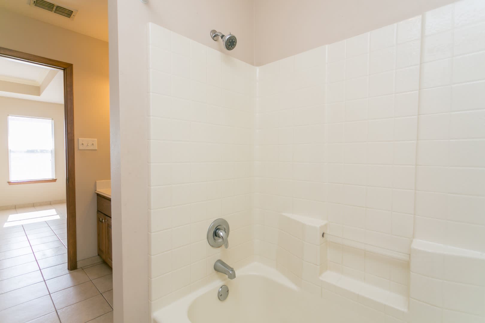 16111/16113 Rolling Meadows Dr. – photo 5