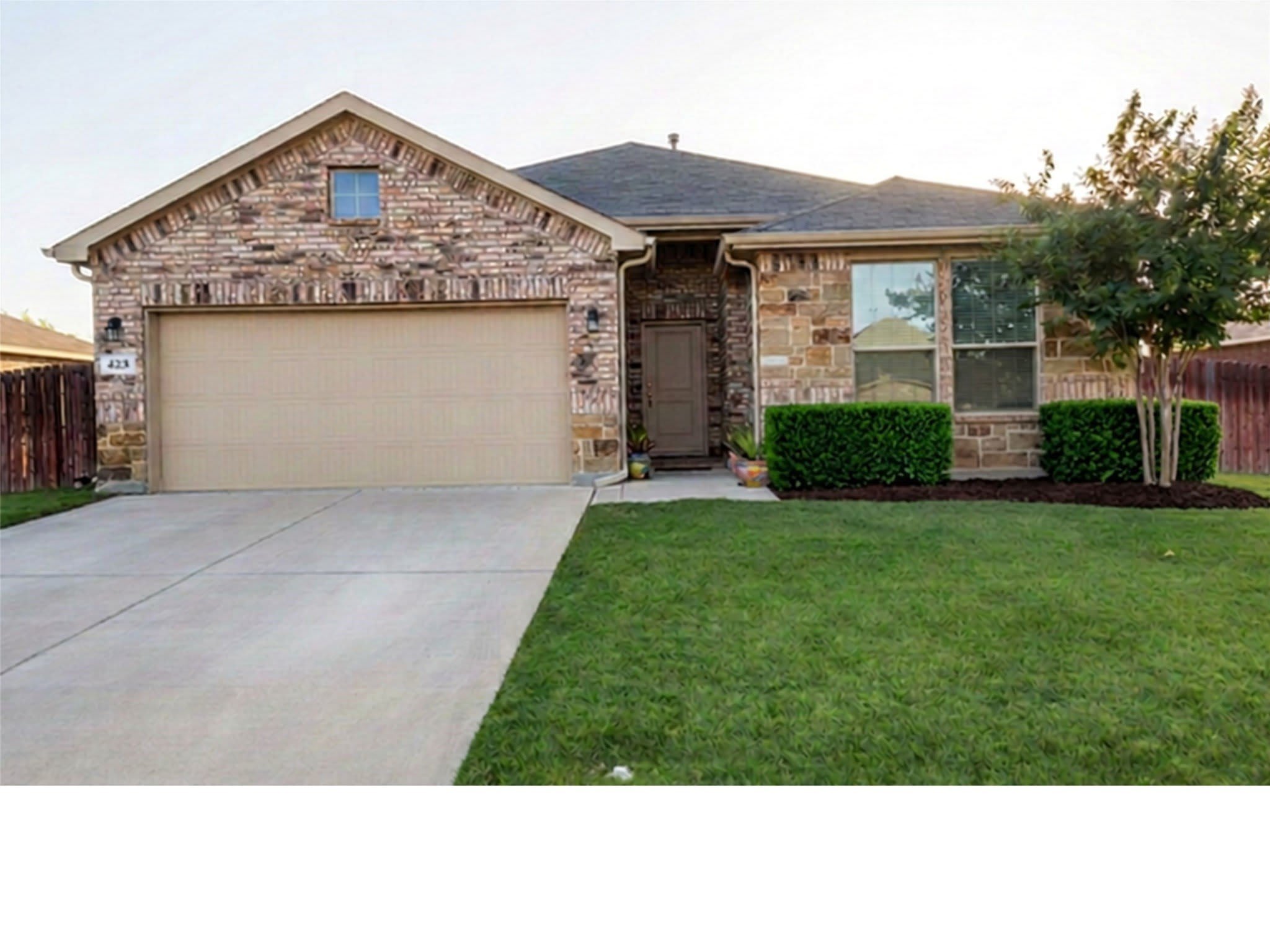 423 Regatta Lane – photo 2