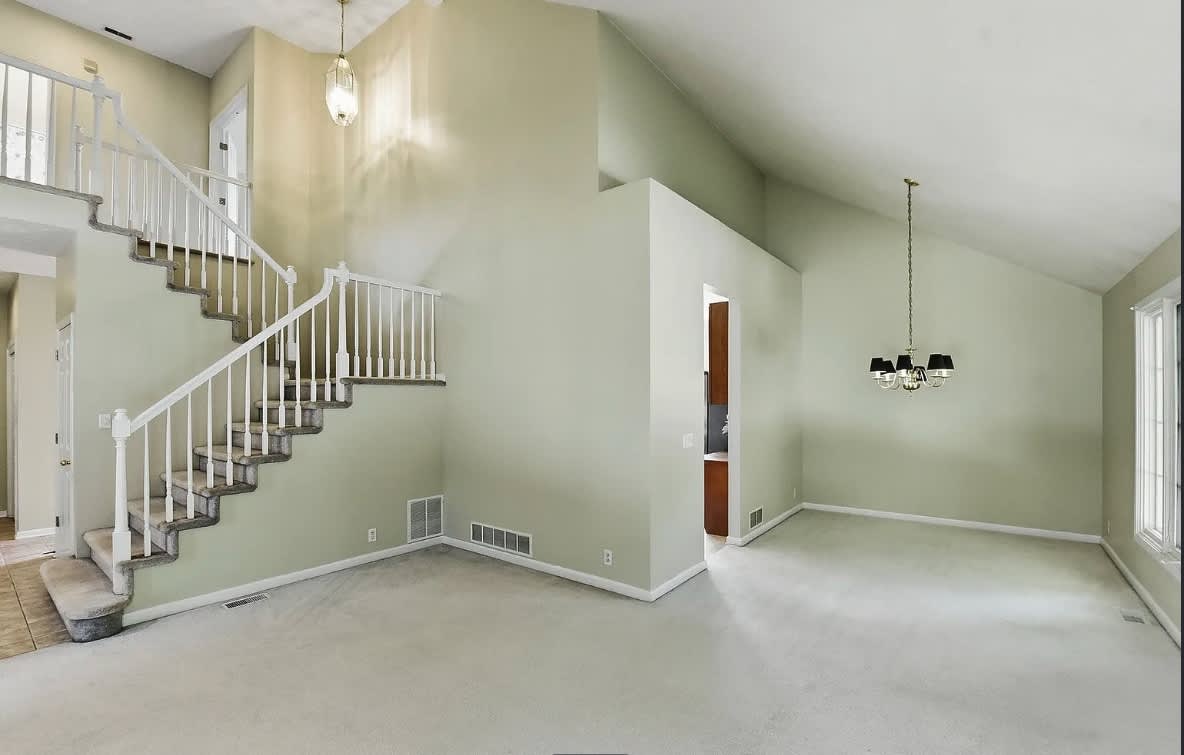 18602 Leavenworth Street – photo 5