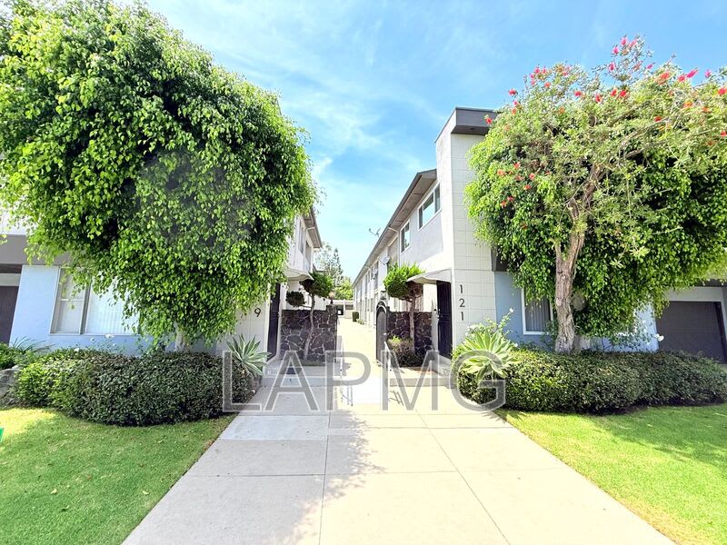 119 N Hillcrest Blvd – photo 1