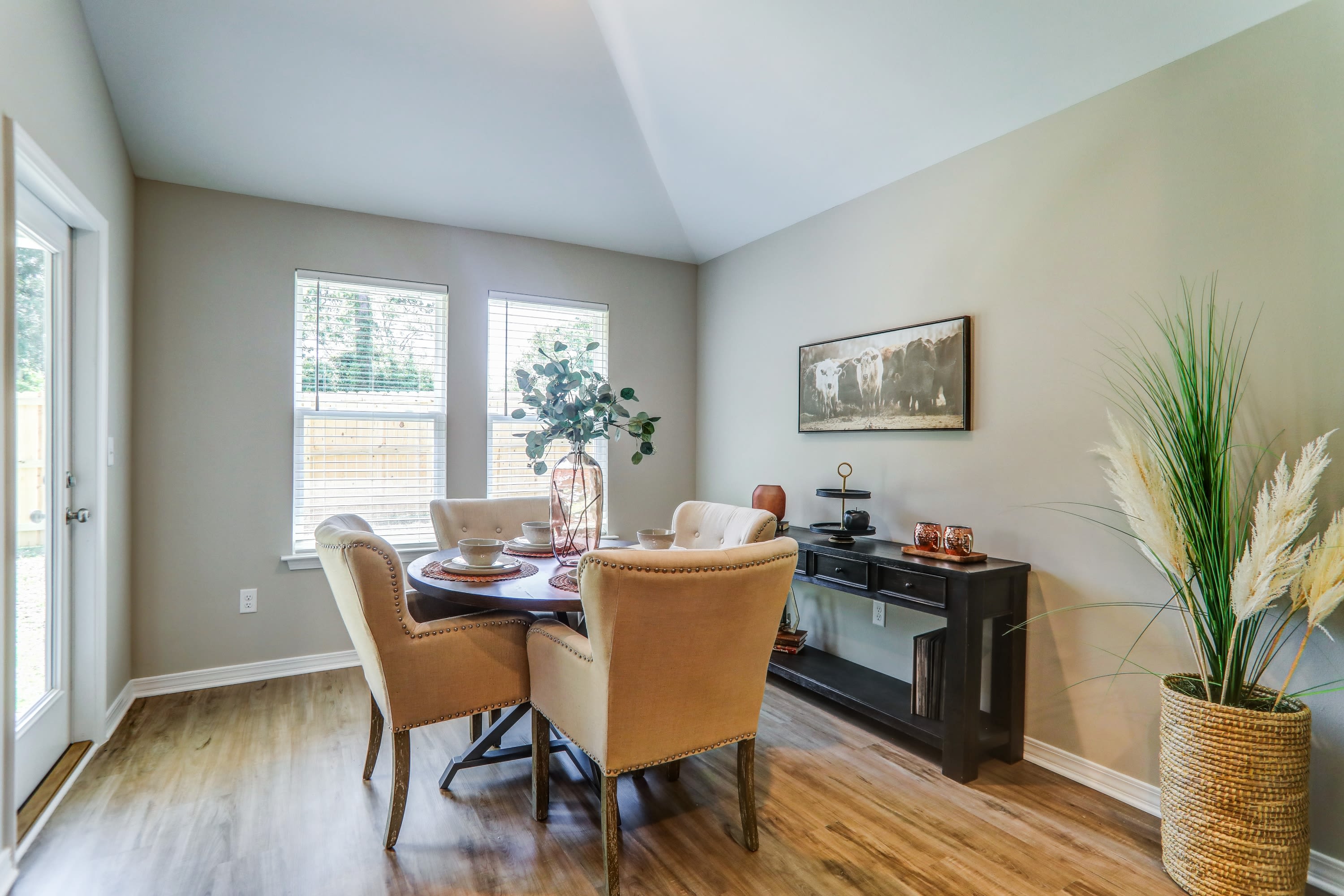 221 Treadstone Way – photo 5