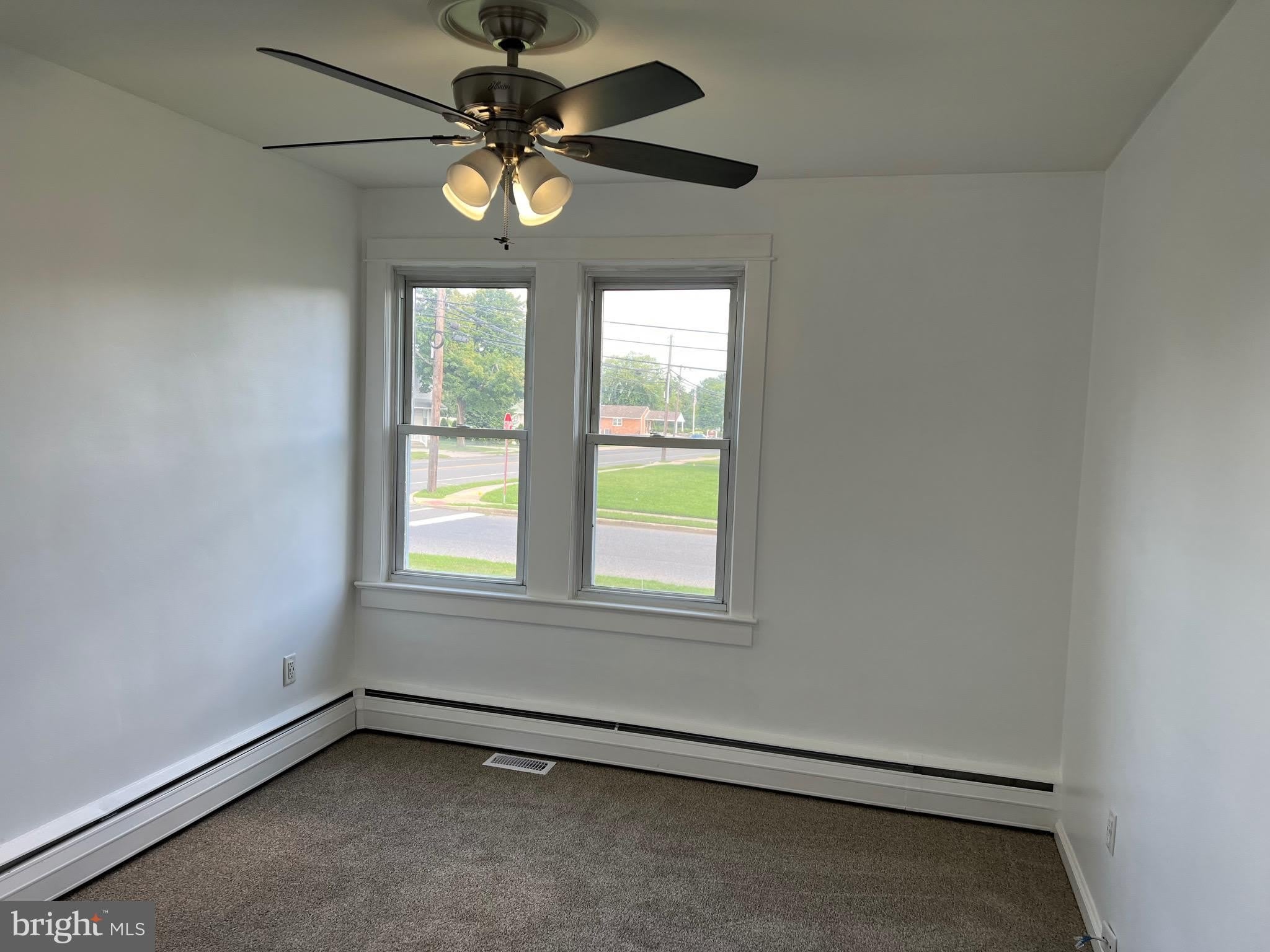 703 N MAIN Street – photo 3