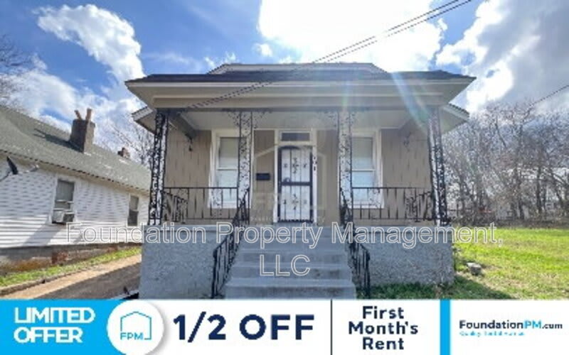 701 East Alston Avenue – photo 1
