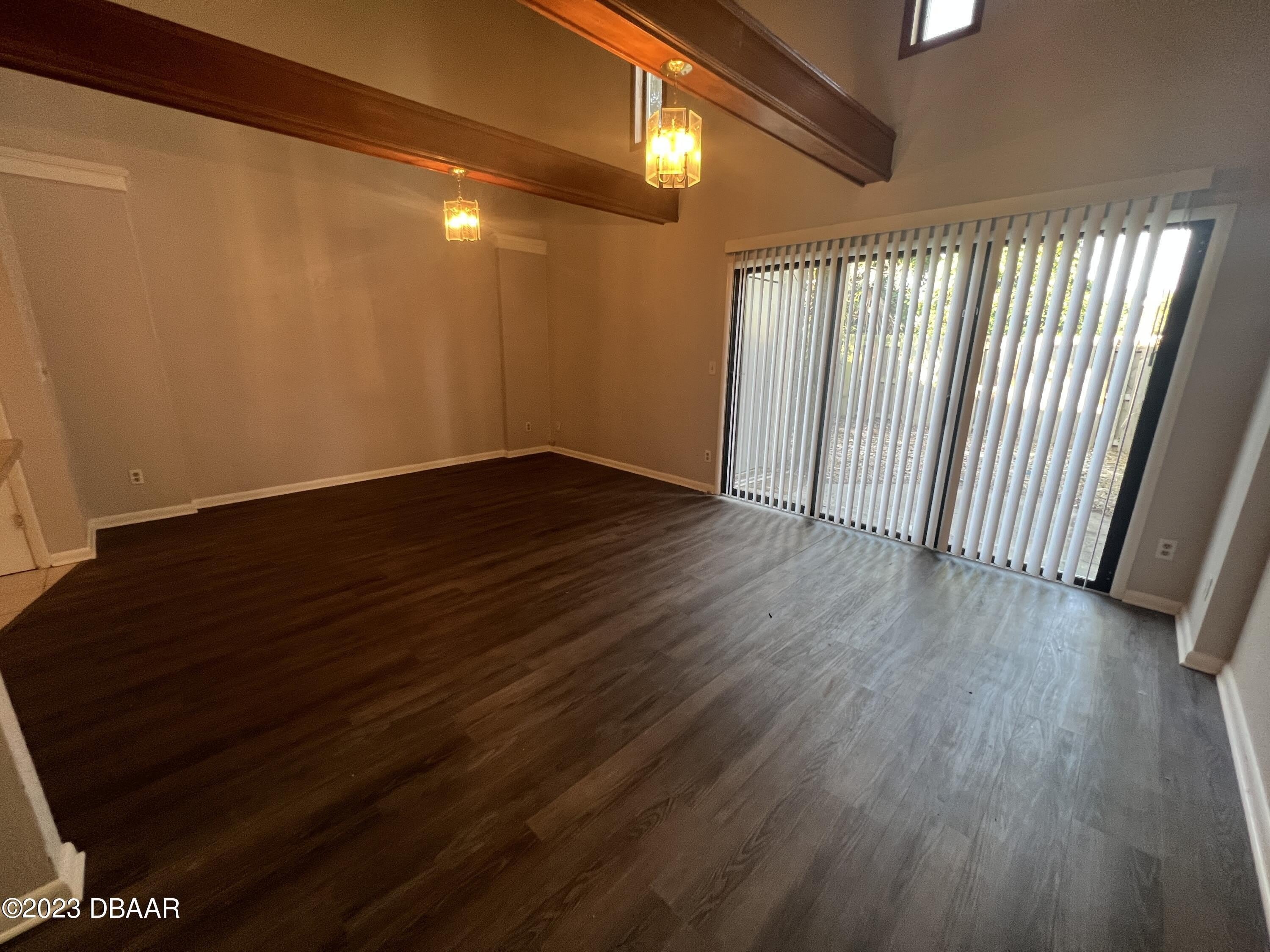 16 Oakwood Park – photo 3