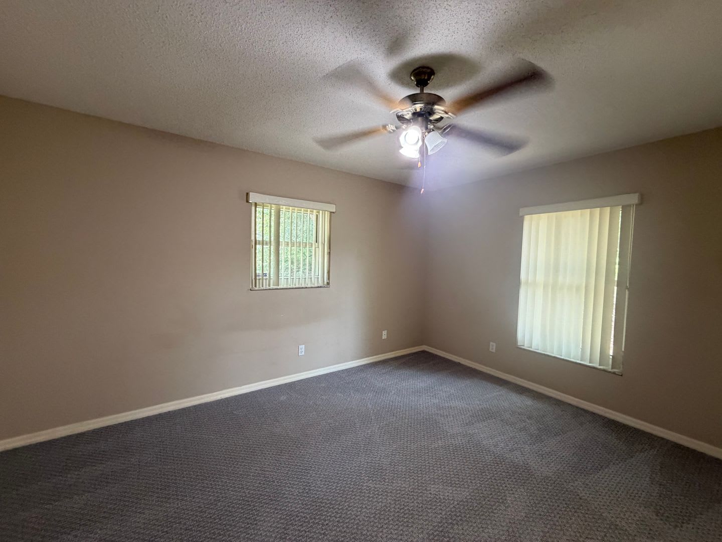 Three Bedroom Two Bathroom Inverness Highlands Rental – photo 3