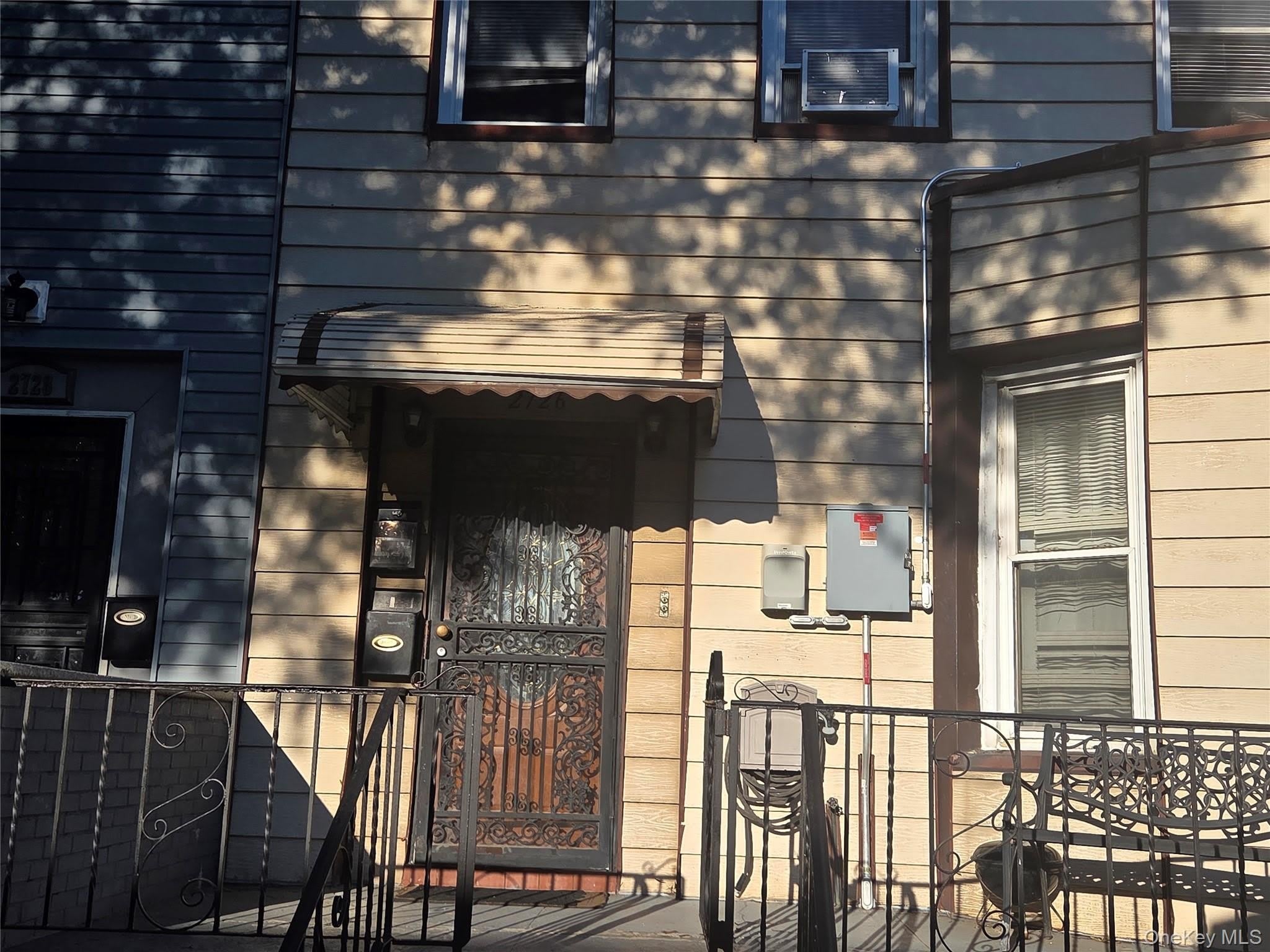 2726 Holland Avenue – photo 1